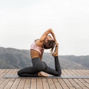https://zen.oceanwp.org/wp-content/uploads/2022/04/side-view-woman-doing-yoga-outdoors-1.jpg